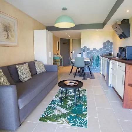 Le Ptit Olivier Piscine - * ガッサン